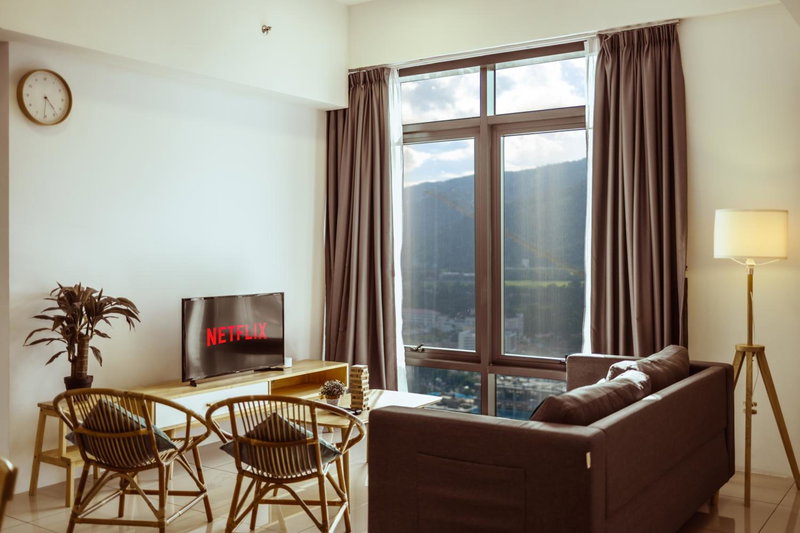 Muji X Tiffany - City and Hill View 3BR at 218 Tropicana NEAR Komtar Food Heaven with Netflix & TV Box, George Town, Malaysia