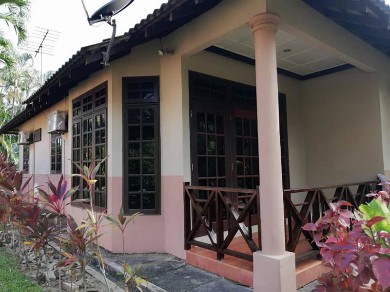 Six Villa Inn, Dungun, Malaysia
