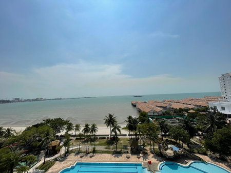 GLORY BEACH 3 bedroom Seaview Resort-PRIVATE, Port Dickson, Malaysia