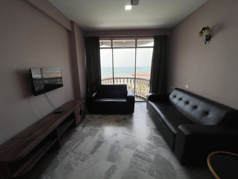 GLORY BEACH 3 bedroom Seaview Resort-PRIVATE, Port Dickson, Malaysia
