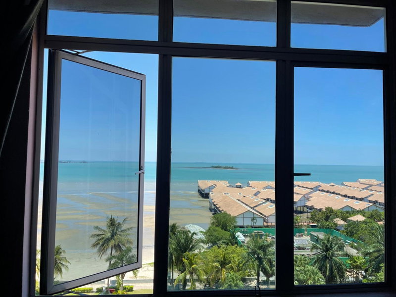 GLORY BEACH 3 bedroom Seaview Resort-PRIVATE, Port Dickson, Malaysia