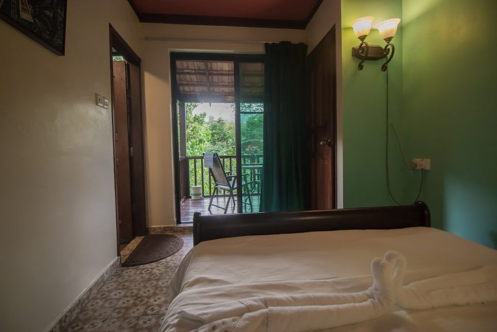 Hotel · De Serenity - Exclusive Jungle Retreat, Seremban