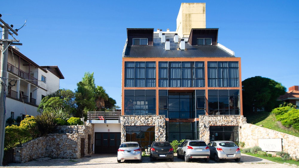 Hotel Yarma, Argentina