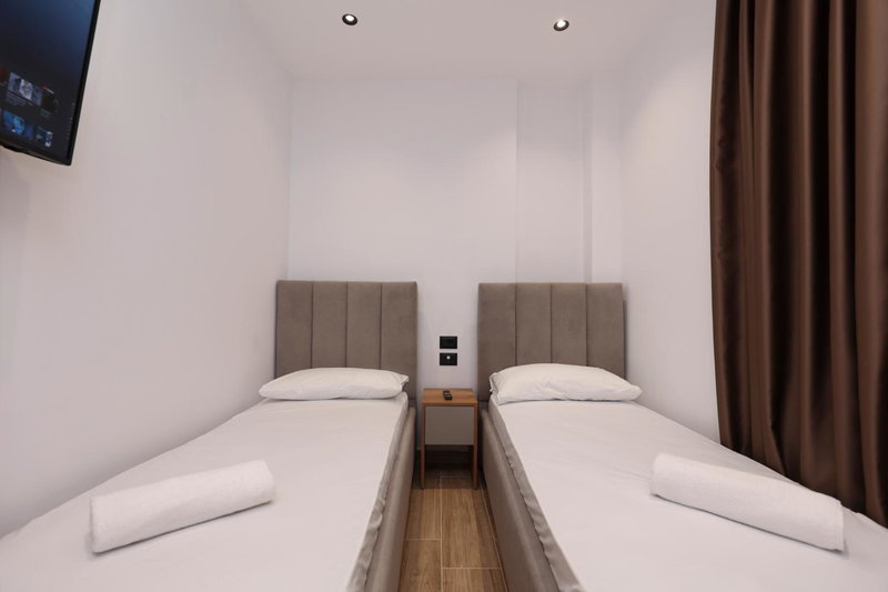 Emar Hotel, Tirana, Albania