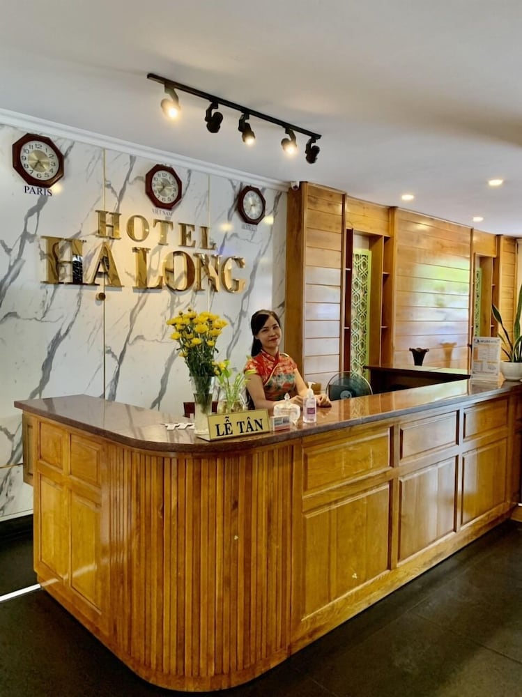 Ha Long Hotel, Vietnam