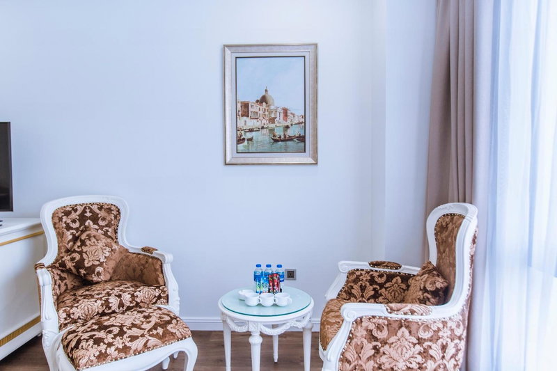 Khách sạn Minh Phú Diamond Palace, Diễn Châu, Vietnam