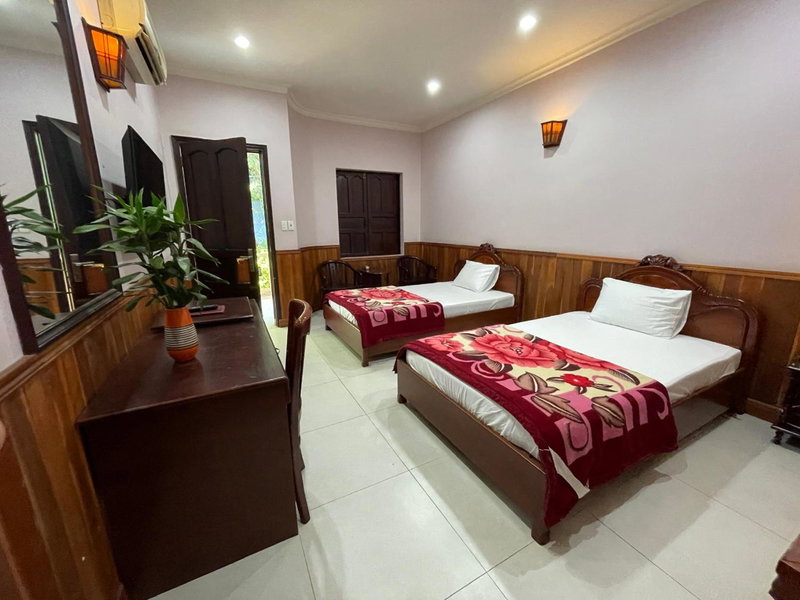 Song Tra Hotel, Xóm Phước Mỹ, Vietnam