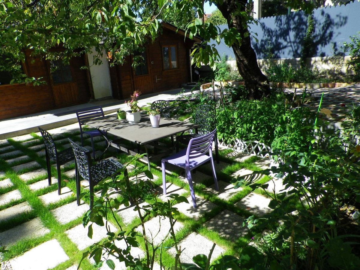 Villa Sunshine, France