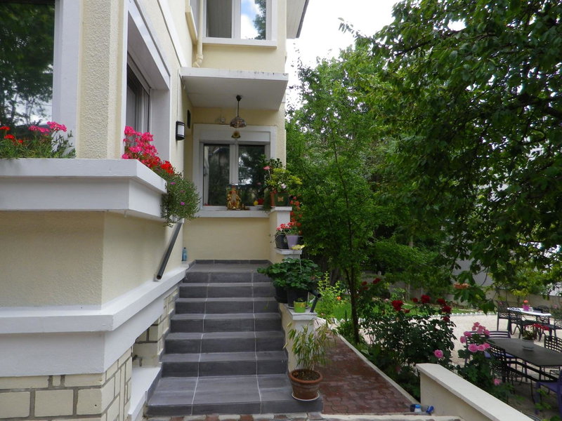 Villa Sunshine, Bagneux, France