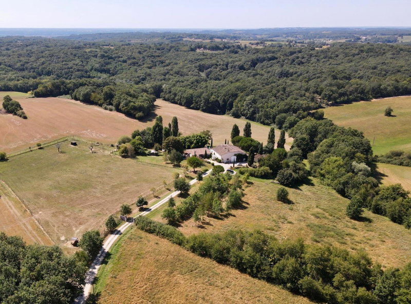 les tamaris, Castelnau-sur-Gupie, France