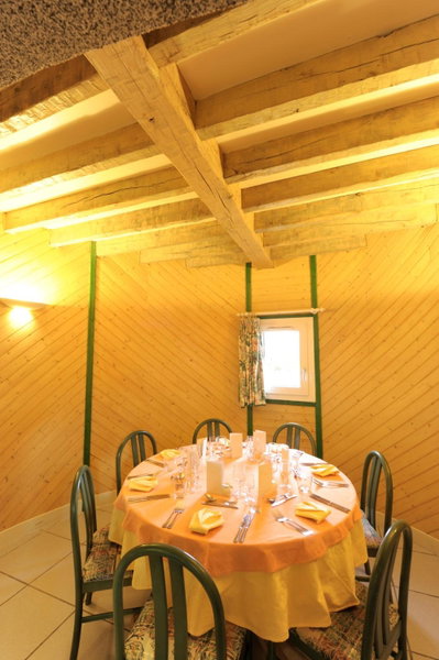 LOGIS Hôtel Le Moulin Des Gardelles, Riom, France