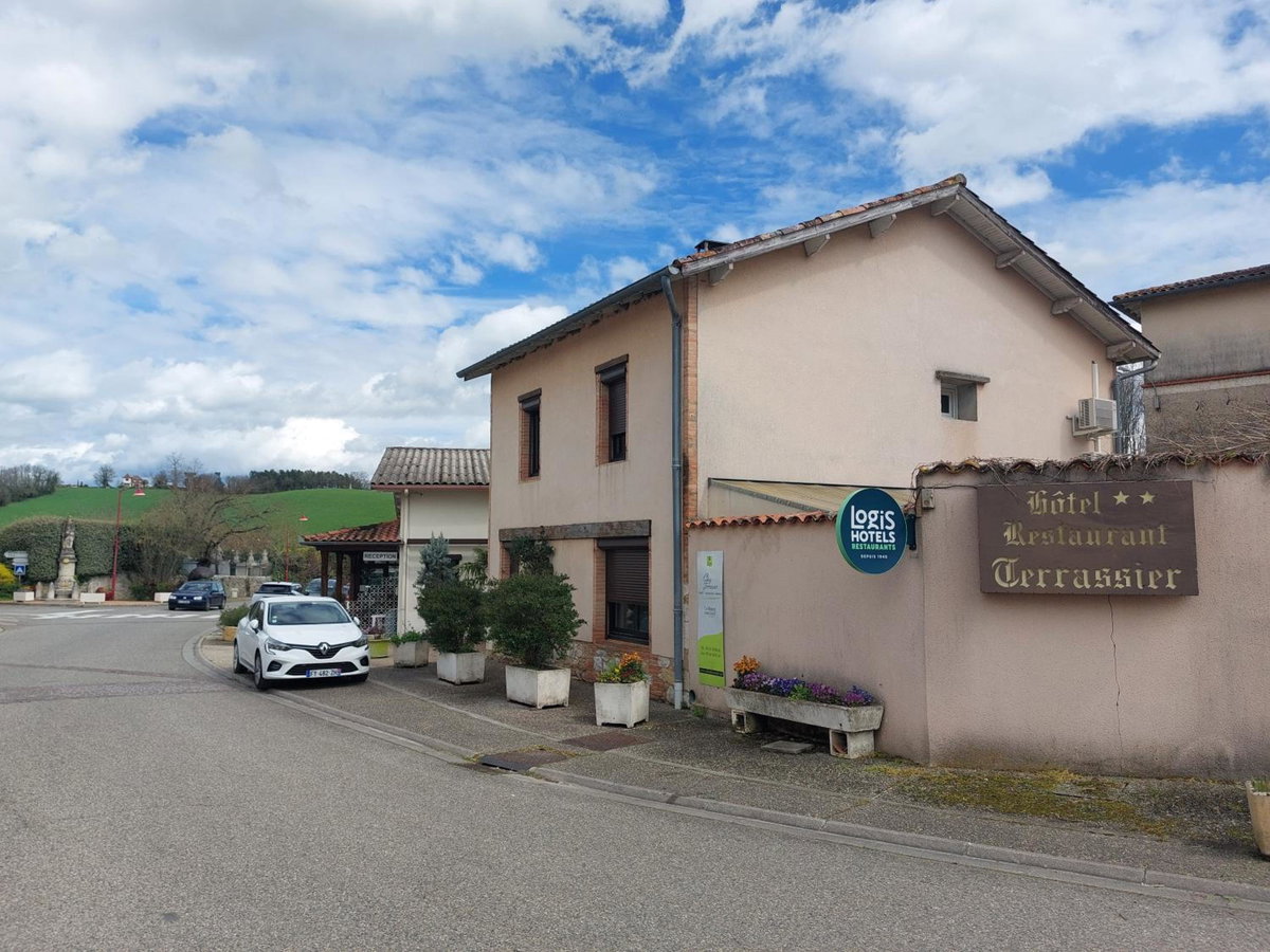 Chez Terrassier - Logis Hôtels - Hotel et Restaurant, France