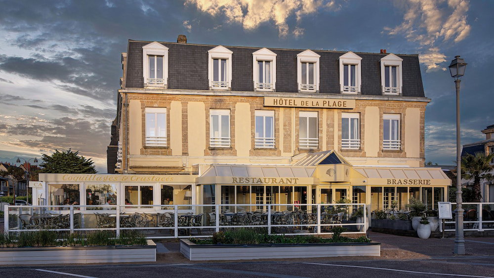 Hotel · Hôtel de la Plage, Courseulles-sur-Mer