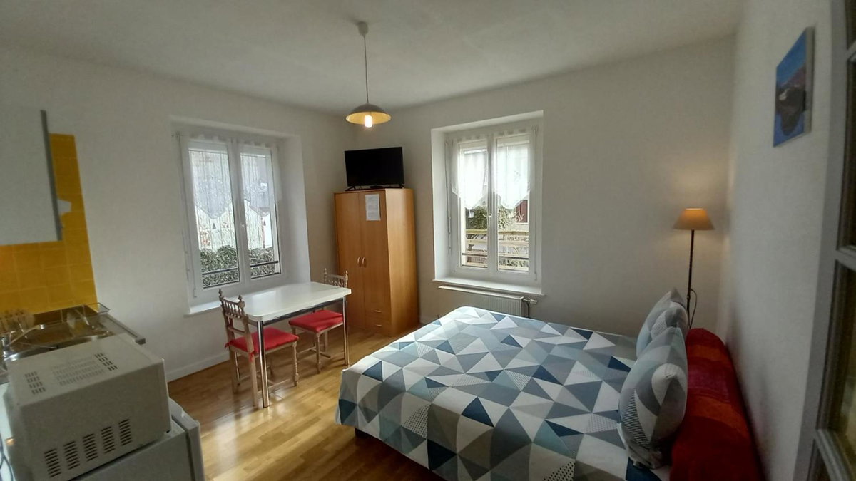Hotel · Studio d'hôtes à 10 km de Gérardmer (Le Tholy), Le Tholy