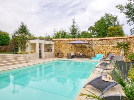 Magnifique Villa MY, Saint-Saturnin, France