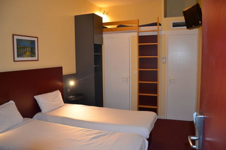 Mape Hotel, Dampierre-en-Burly, France