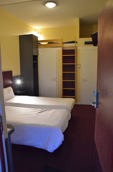 Mape Hotel, Dampierre-en-Burly, France