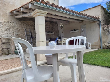 Grange Voutée avec jardin, Mane, France
