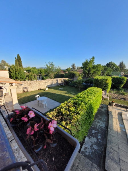 Grange Voutée avec jardin, Mane, France
