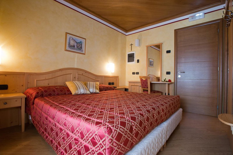Hotel Garni Le Corti, Grosotto, Italy