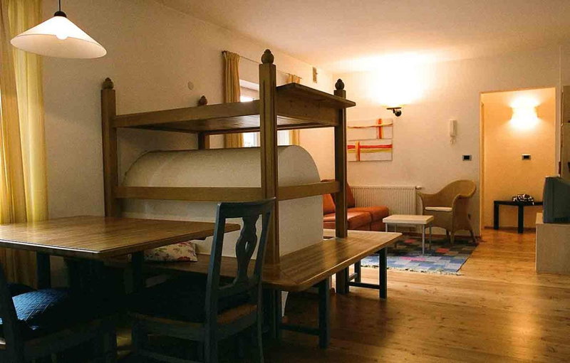 Hotel Mondschein, Sesto, Italy