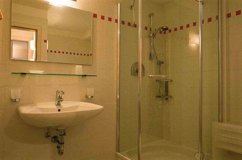 Hotel Mondschein, Sesto, Italy