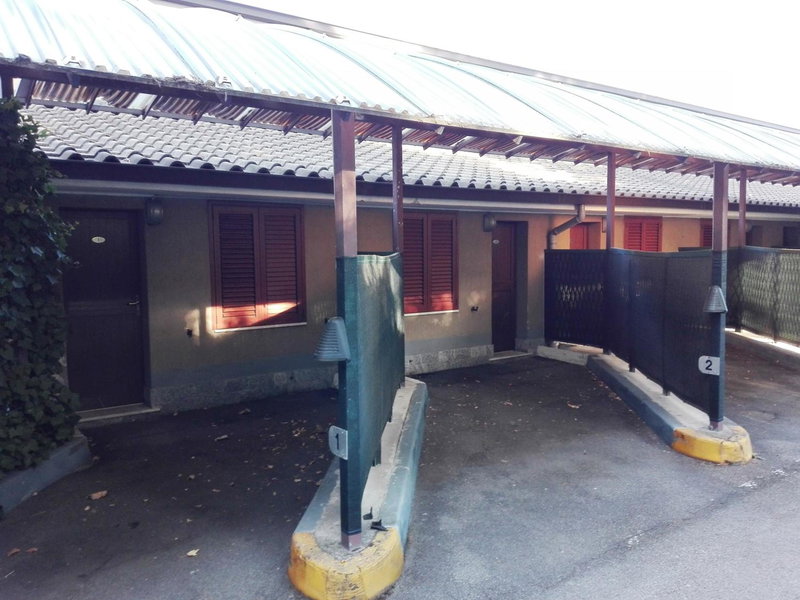 Hotel Motel Est, Peschiera Borromeo, Italy