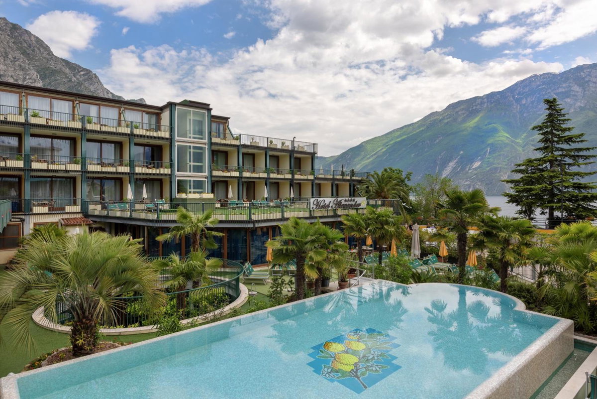 Hotel Alexander, Italy