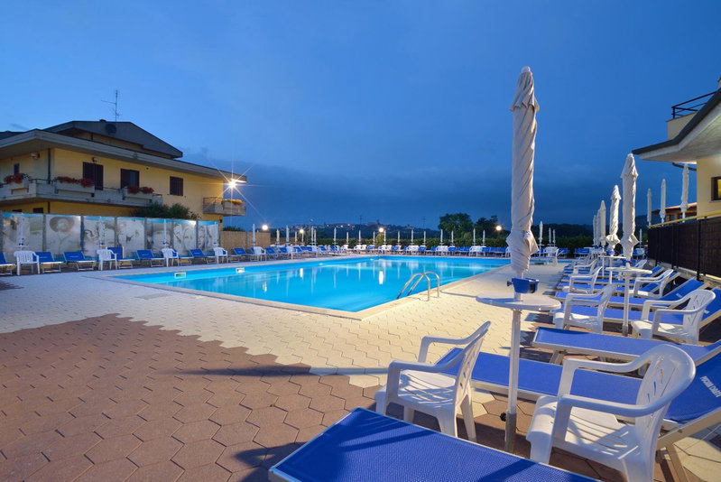 Hotel Ristorante Dante, Torgiano, Italy