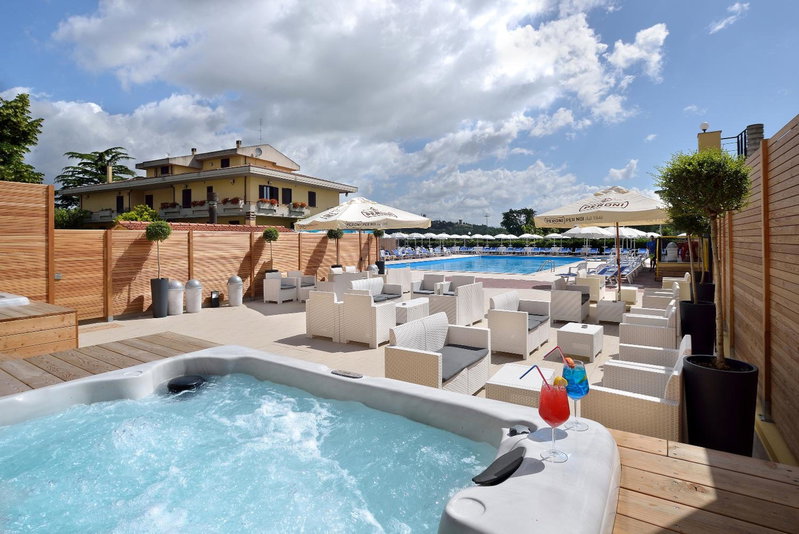 Hotel Ristorante Dante, Torgiano, Italy