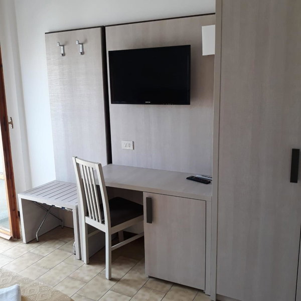 Hotel Caesar, Pesaro, Italy
