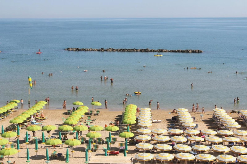 Hotel Caesar, Pesaro, Italy