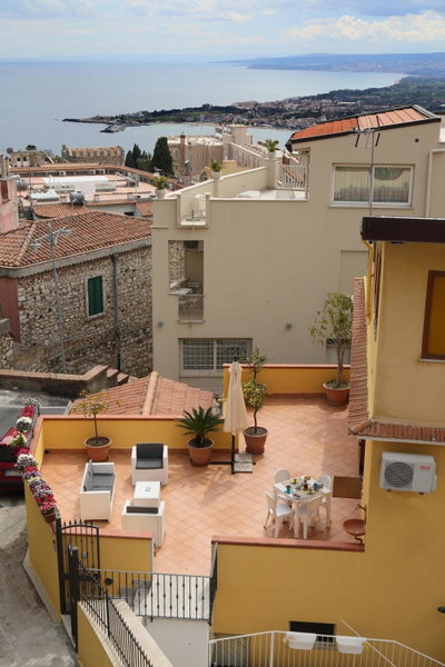La Cartolina Apartment, Taormina, Italy