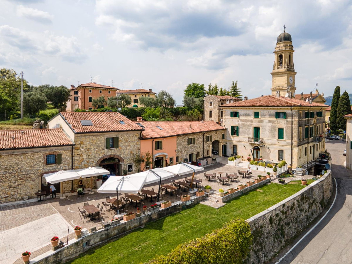Castrum Wine Relais - Albergo Diffuso, Italy