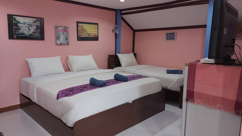 Haad Somboon House, Bang Saphan, Thailand