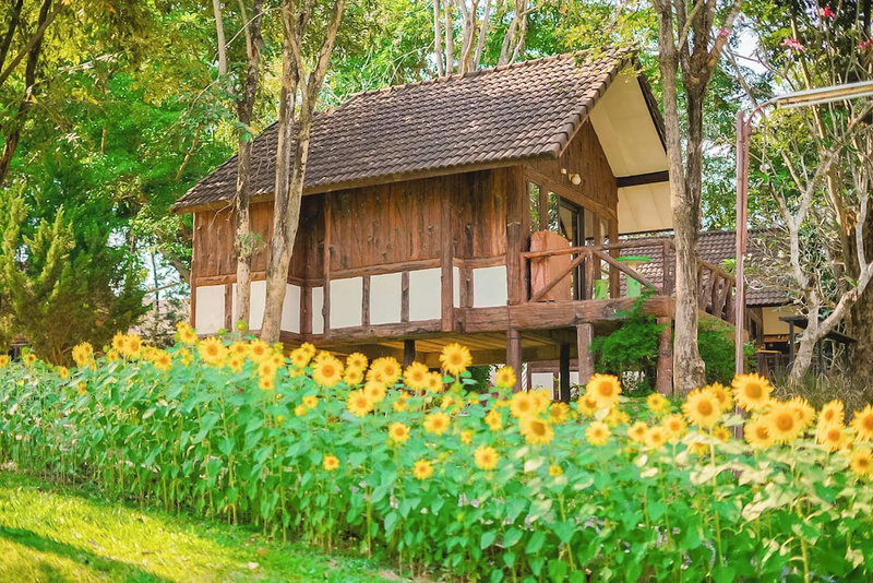 Saitharn Iyara Resort, Sai Yok, Thailand