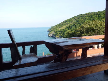 Sripitsanu Bungalows, Ko Sichang, Thailand