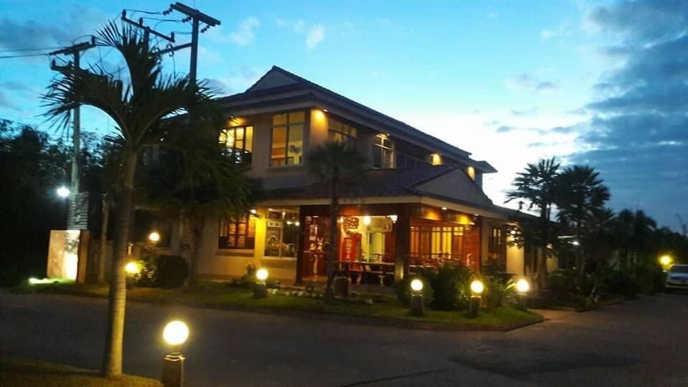 Zaleena Grand Hotel, Thailand