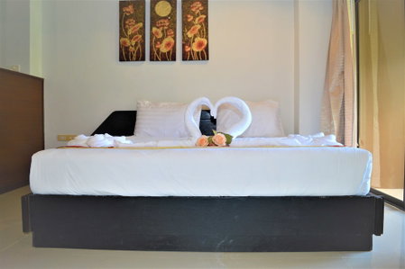 B Square Hotel, Khanom, Thailand