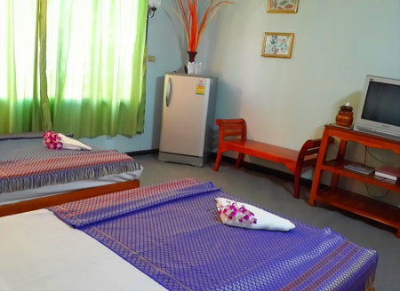 Suanphet Riverview Resort, Tha Yang, Thailand