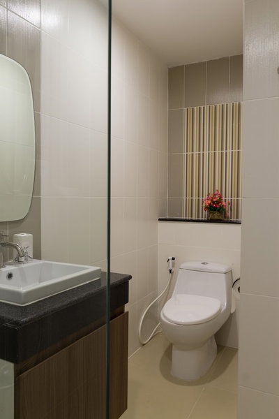 Modernbright Service Apartment, Bang Lamung, Thailand