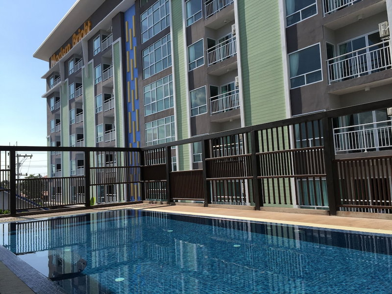 Modernbright Service Apartment, Bang Lamung, Thailand