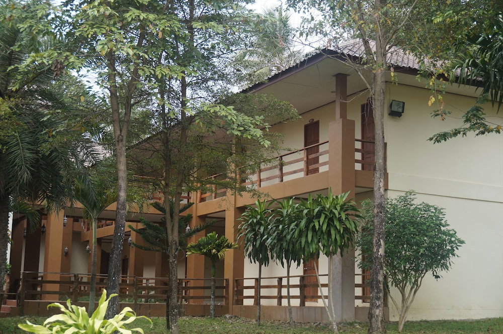 Fahluang Resort, Thailand
