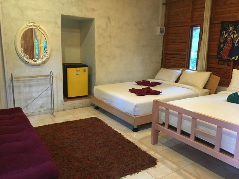 Lunda Orchid Resort, Suan Phung, Thailand