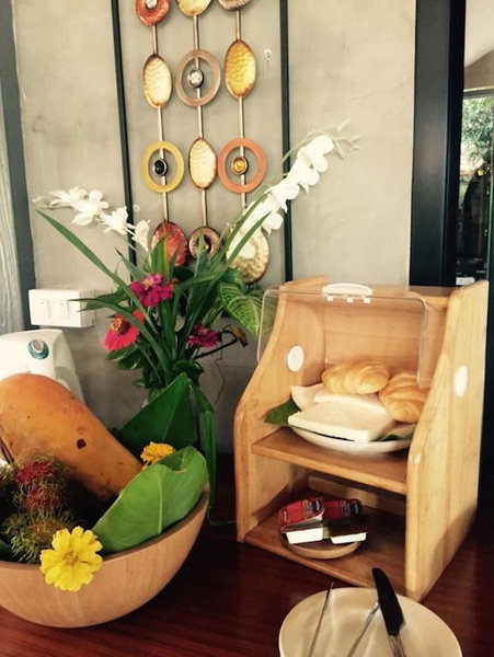 Baan Alisa Bed and Breakfast, Sai Yok, Thailand