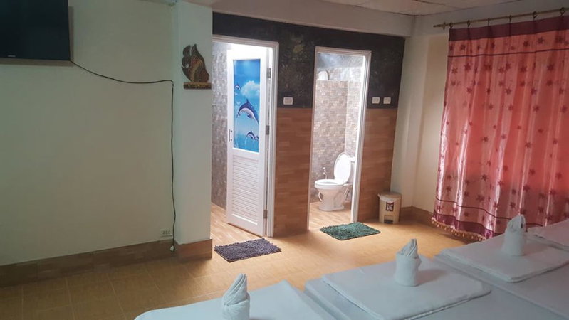 Jorakae Sampan Resort, U Thong, Thailand