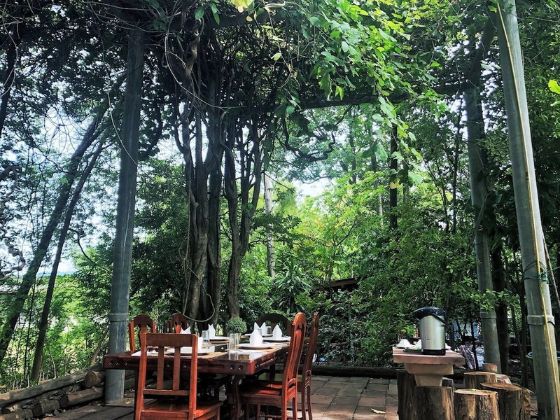 Eaustay, U Thong, Thailand