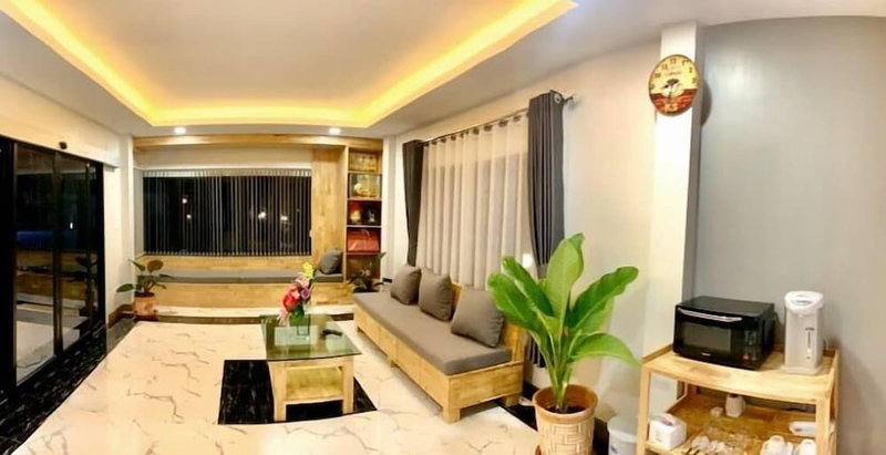 Add Ubon Hotel, Warin Chamrap, Thailand