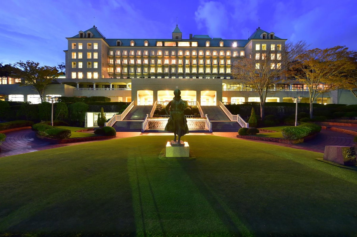 Shizuoka Country Hamaoka Course & Hotel, Japan