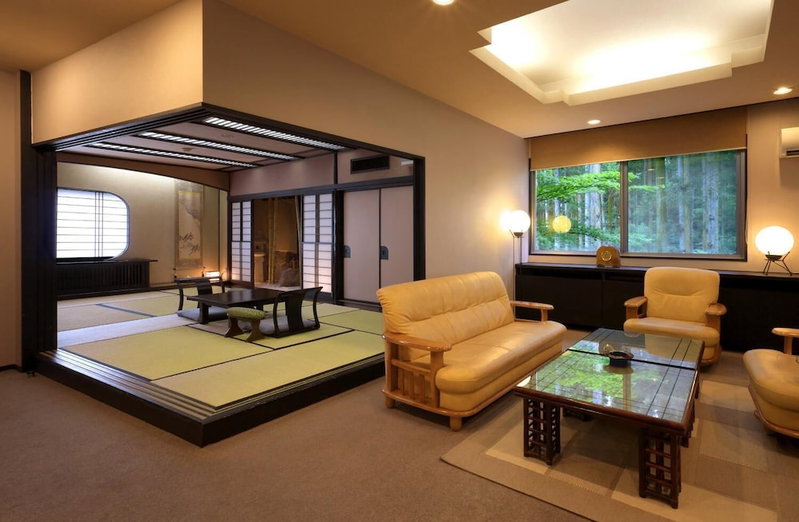 Tsukagoshiyashichibee, Shibukawa, Japan